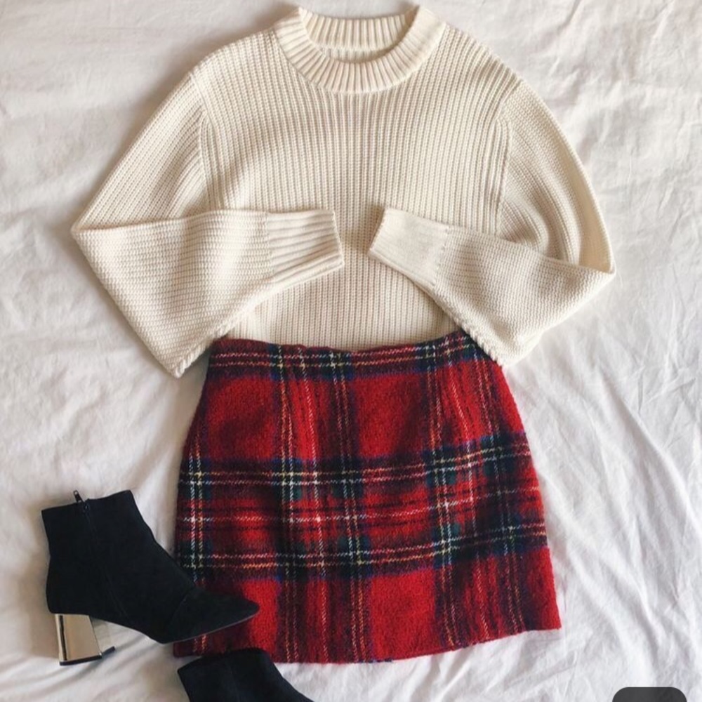 Plaid Wool Skirt - Picture 6 of 7